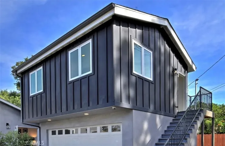 4620 Woodman Avenue, Sherman Oaks, California 91423