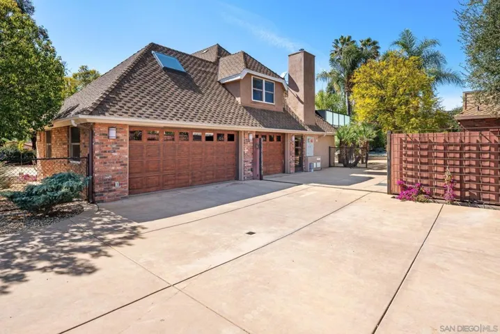 24002 Del Amo Rd, Ramona, California 92065