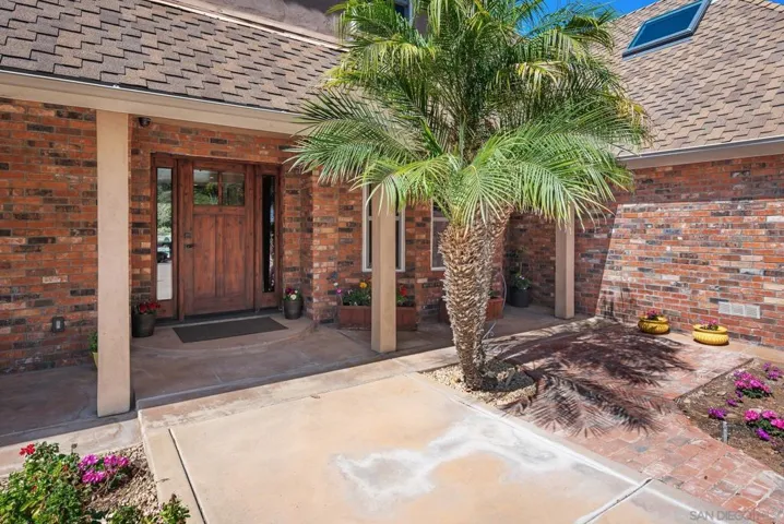 24002 Del Amo Rd, Ramona, California 92065