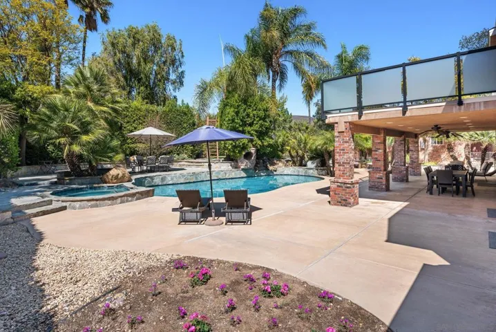 24002 Del Amo Rd, Ramona, California 92065