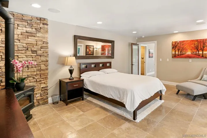 24002 Del Amo Rd, Ramona, California 92065