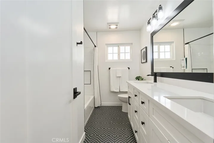 4512 Loganview Drive, Yorba Linda, California 92886