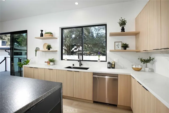 8409 Cora Street, Sunland, California 91040