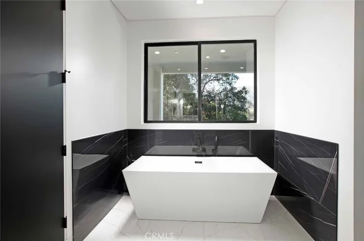 8409 Cora Street, Sunland, California 91040