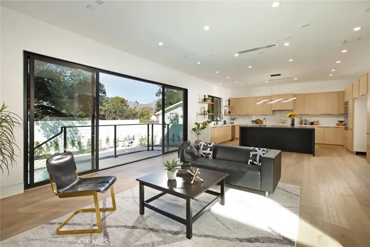8409 Cora Street, Sunland, California 91040