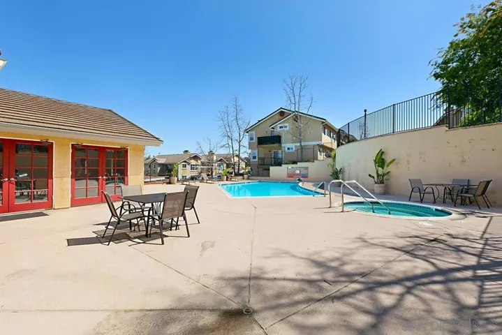 505 San Pasqual Valley Rd 171, Escondido, California 92027