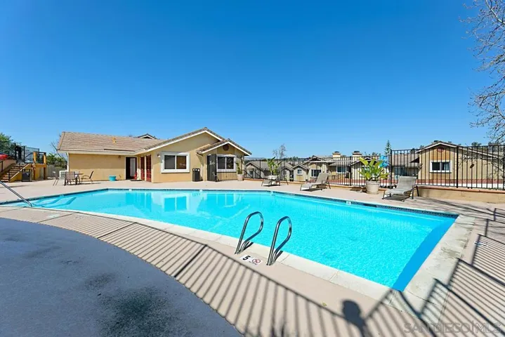 505 San Pasqual Valley Rd 171, Escondido, California 92027