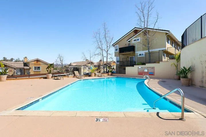 505 San Pasqual Valley Rd 171, Escondido, California 92027