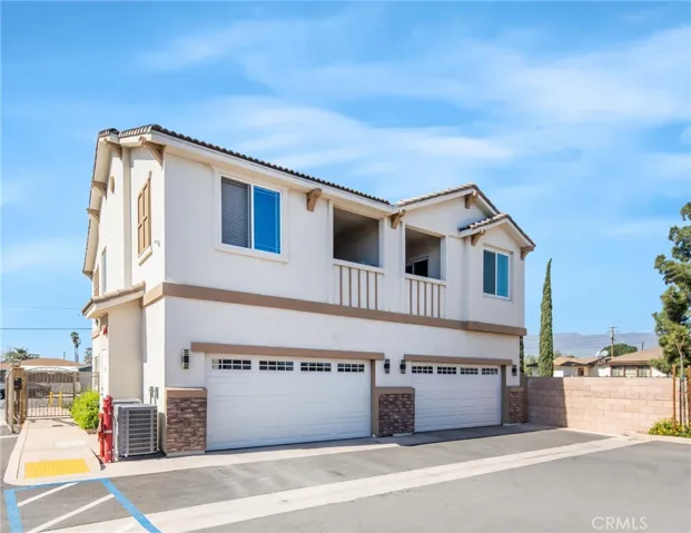 9223 Cypress Avenue, Fontana, California 92335