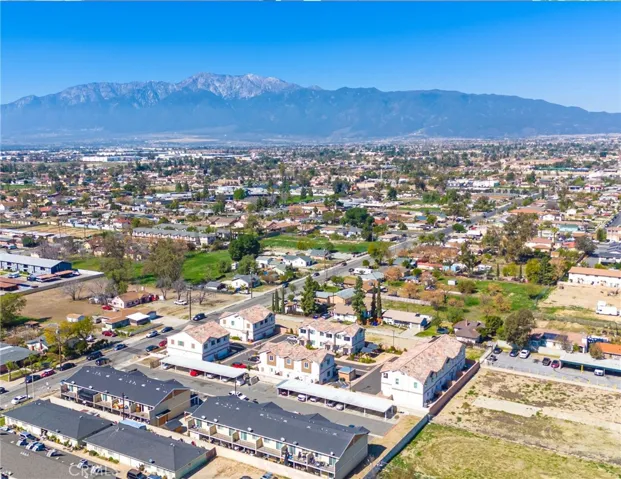 9223 Cypress Avenue, Fontana, California 92335