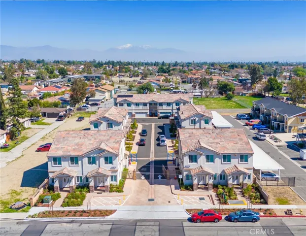 9223 Cypress Avenue, Fontana, California 92335