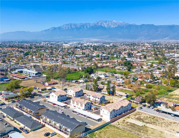 9223 Cypress Avenue, Fontana, California 92335