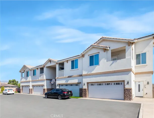 9223 Cypress Avenue, Fontana, California 92335