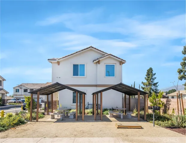 9223 Cypress Avenue, Fontana, California 92335