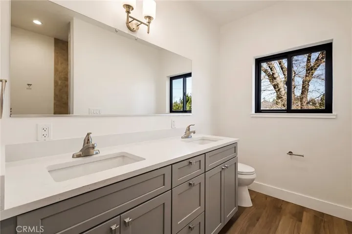 240 Redbud Dr, Paradise, California 95969