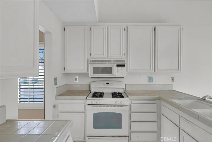 5785 Riviera Avenue, Banning, California 92220