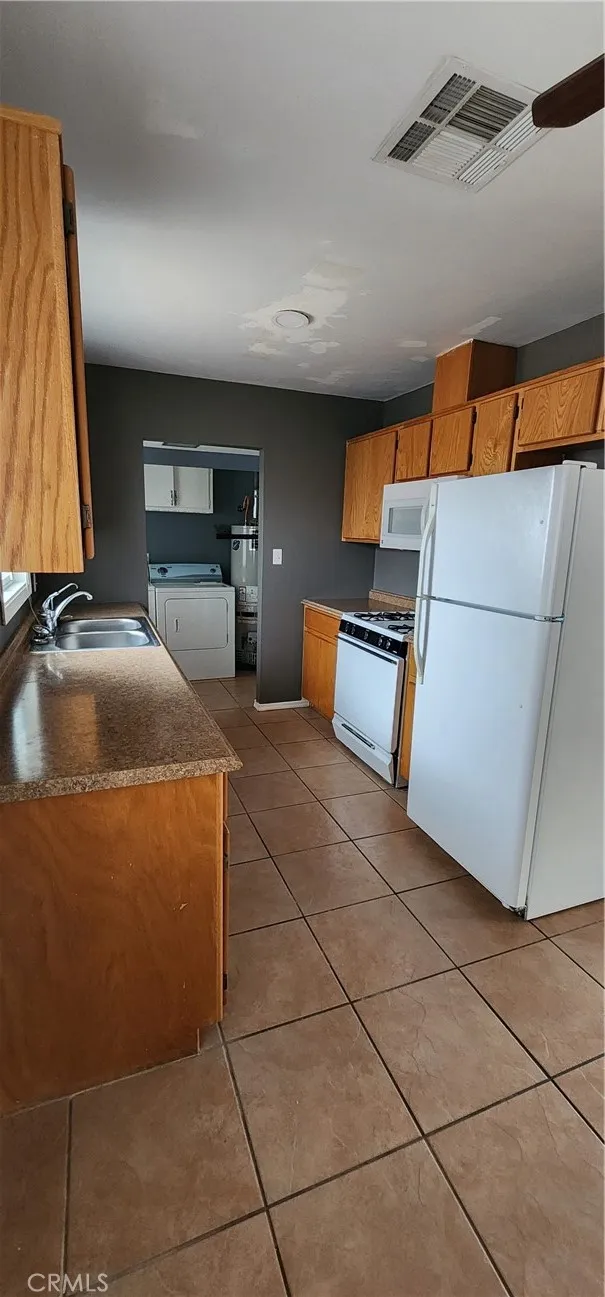 1200 N Broadway, Blythe, California 92225 home-pic-9