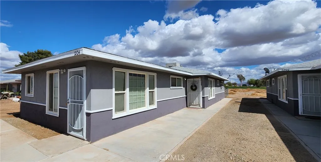 1200 N Broadway, Blythe, California 92225 home-pic-1