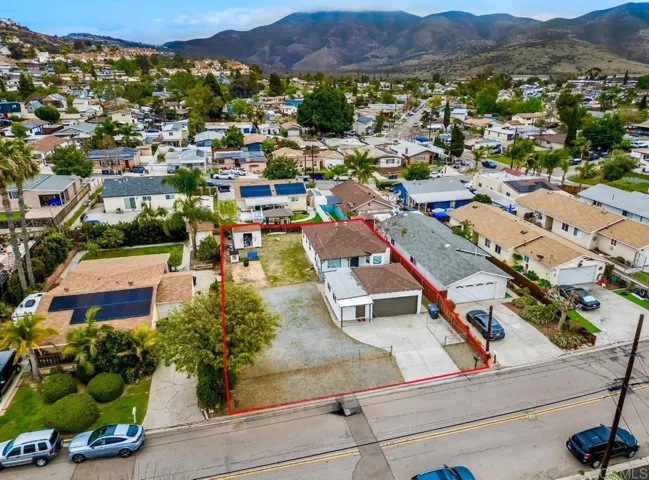 821 Maria Avenue, Spring Valley, California 91977