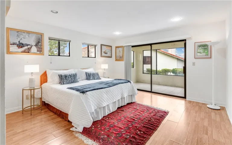 Large 2nd bedroom