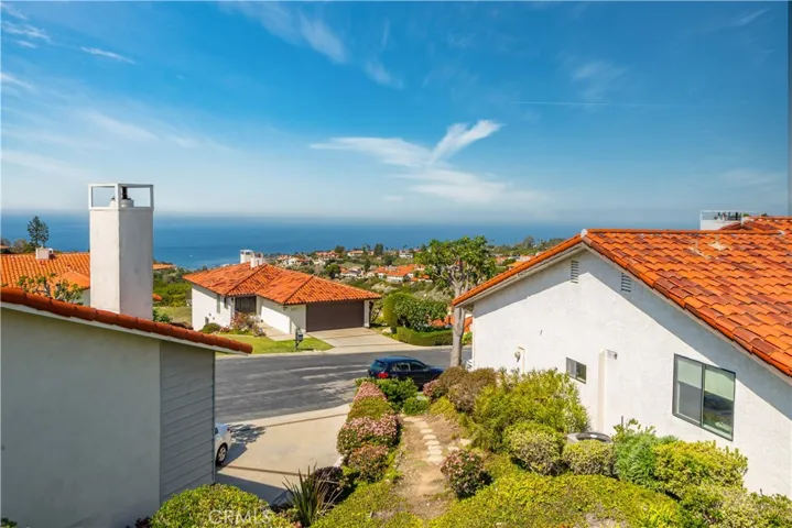 25 Ocean Crest Court, Rancho Palos Verdes, California 90275