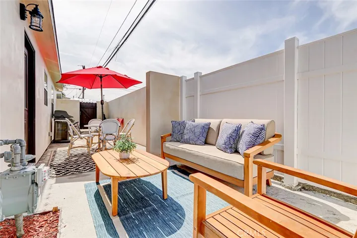 2200 Plant Avenue, Redondo Beach, California 90278