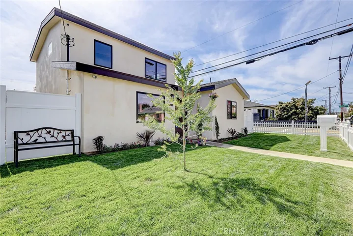 2200 Plant Avenue, Redondo Beach, California 90278