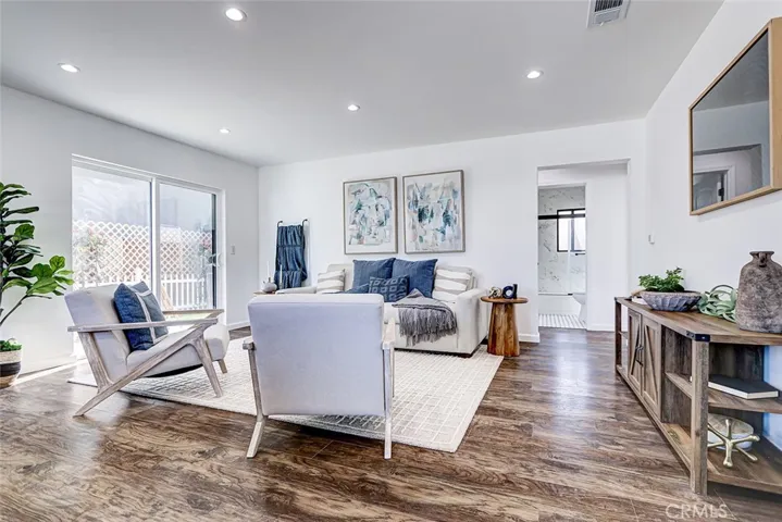 2200 Plant Avenue, Redondo Beach, California 90278