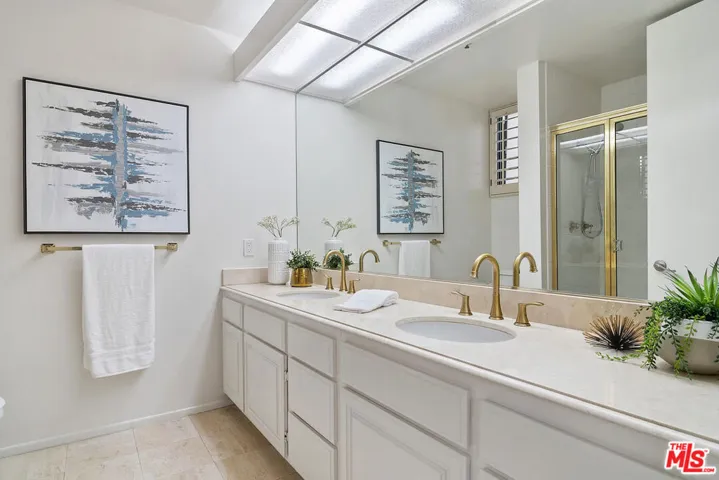 2131 Century Park Lane 116, Los Angeles, California 90067
