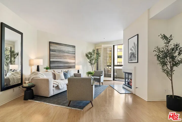 2131 Century Park Lane 116, Los Angeles, California 90067