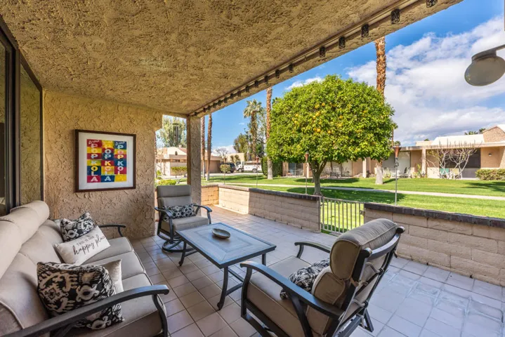Spacious Patio