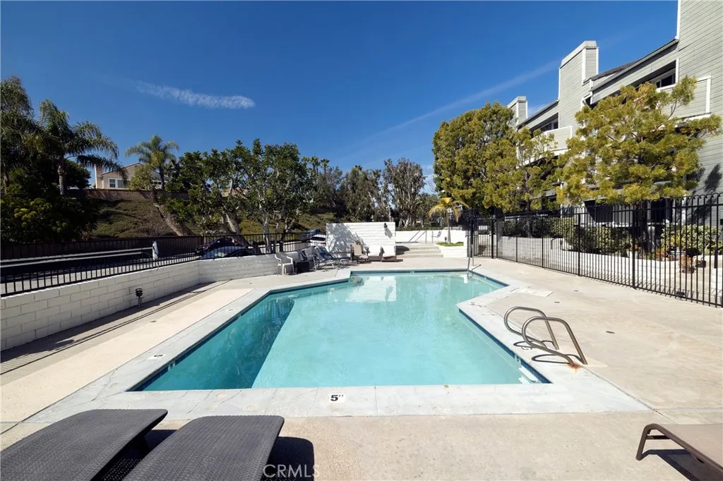 24877 Nueva Vista Drive 23, Laguna Niguel, California 92677 home-pic-18