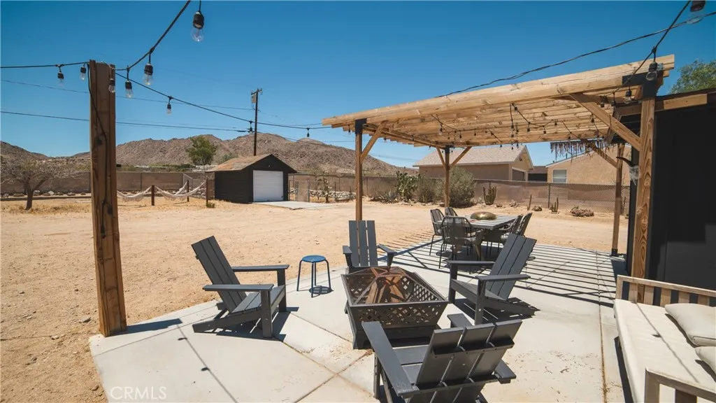 4762 Avenida Del Sol, Joshua Tree, California 92252 home-pic-13