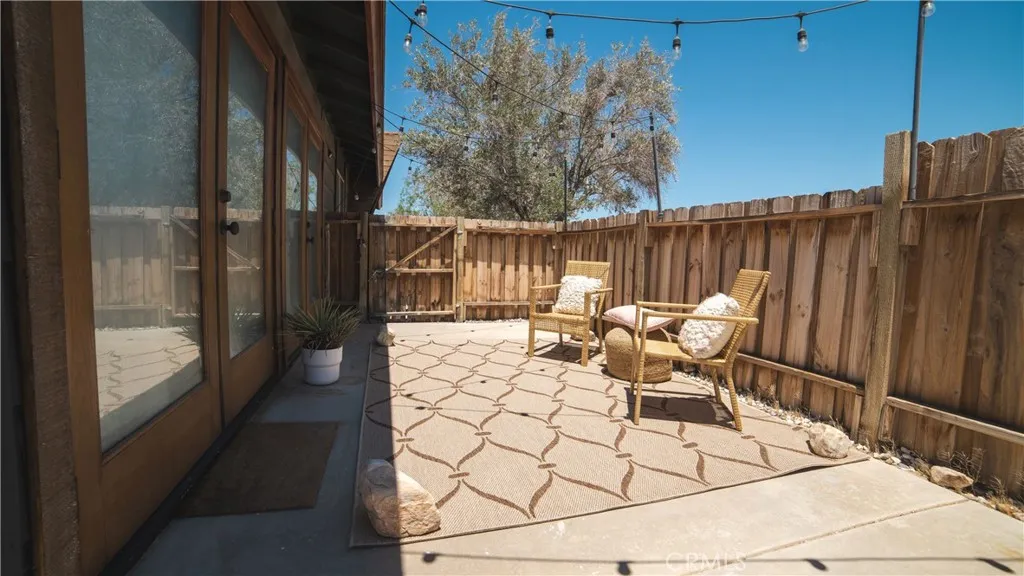 4762 Avenida Del Sol, Joshua Tree, California 92252 home-pic-24