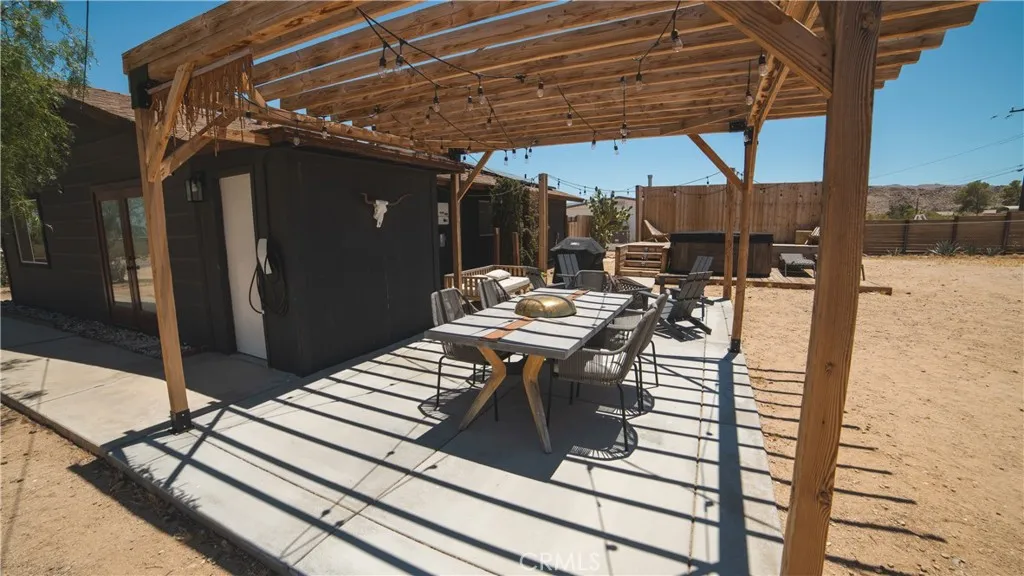 4762 Avenida Del Sol, Joshua Tree, California 92252 home-pic-17