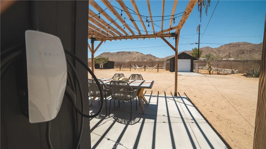 4762 Avenida Del Sol, Joshua Tree, California 92252 home-pic-6