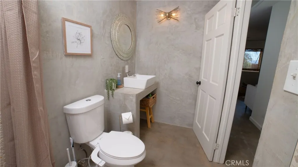 4762 Avenida Del Sol, Joshua Tree, California 92252 home-pic-31