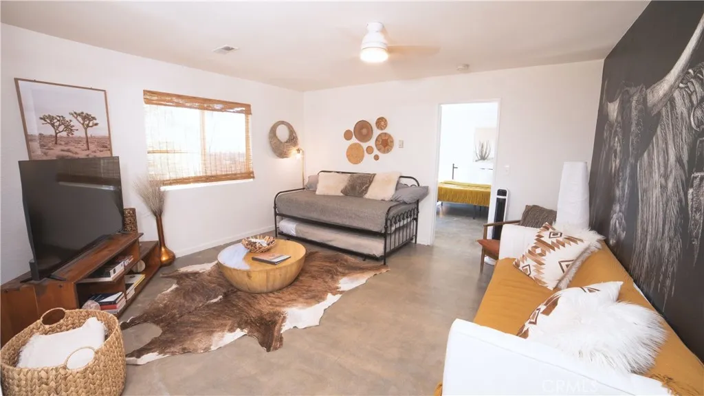 4762 Avenida Del Sol, Joshua Tree, California 92252 home-pic-30