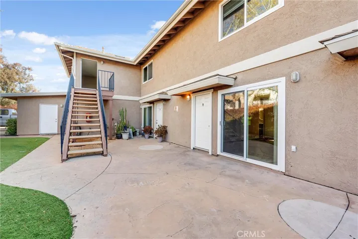 39001 Calle Hermosa, Murrieta, California 92563
