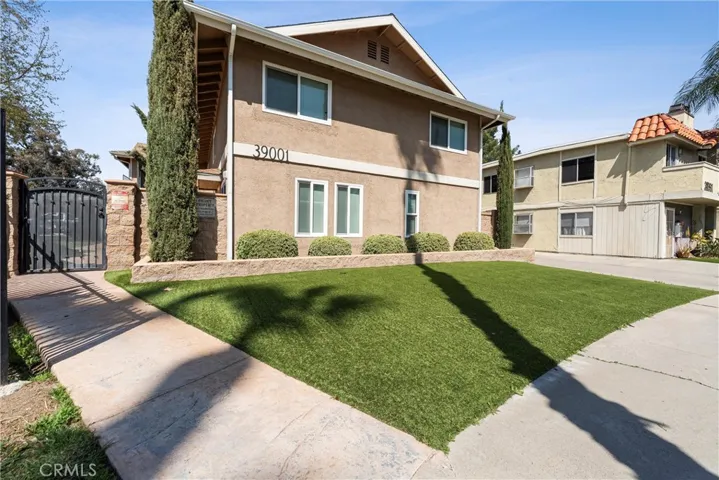 39001 Calle Hermosa, Murrieta, California 92563