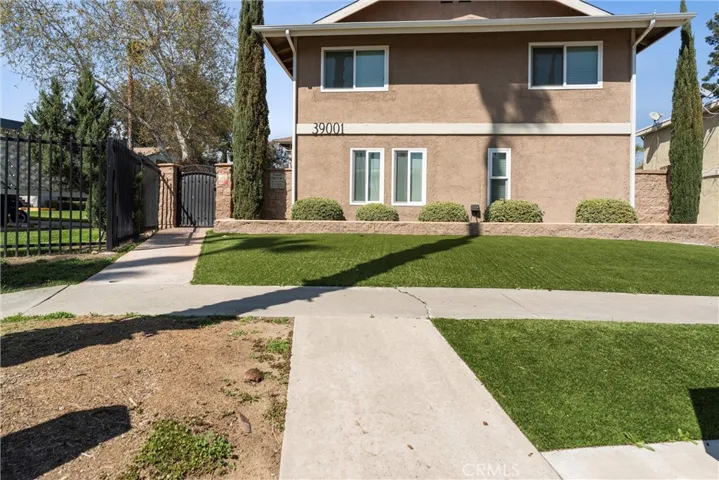 39001 Calle Hermosa, Murrieta, California 92563
