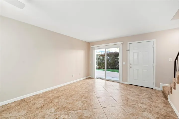 39001 Calle Hermosa, Murrieta, California 92563