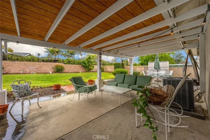 Fully Covered Patio - Ready to Entertain...Patio Furniture included!