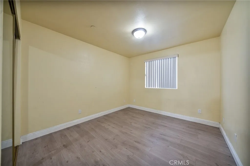 1401 W 42nd Place, Los Angeles, California 90062 home-pic-15