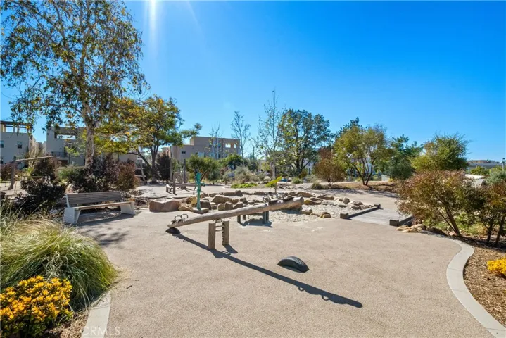 155 Novel, Irvine, California 92618
