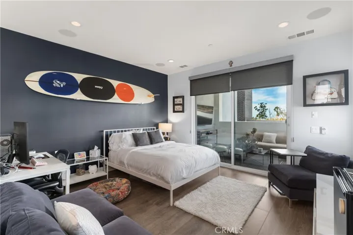 Third story versatile loft that can easily serve as an office, 4th bedroom, or bonus room