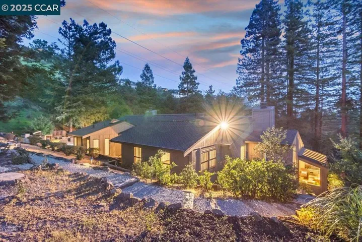 12 Lost Valley Dr, Orinda, California 94563