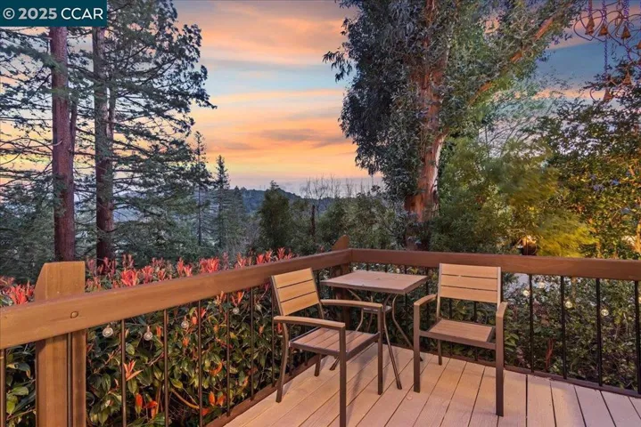 12 Lost Valley Dr, Orinda, California 94563