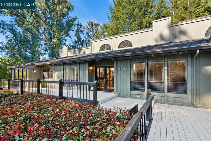 12 Lost Valley Dr, Orinda, California 94563