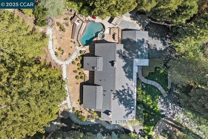 12 Lost Valley Dr, Orinda, California 94563